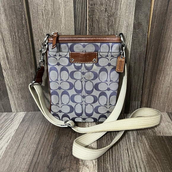 Coach C Signature Canvas Crossbody bag in Purple and Brown - Picture 1 of 9